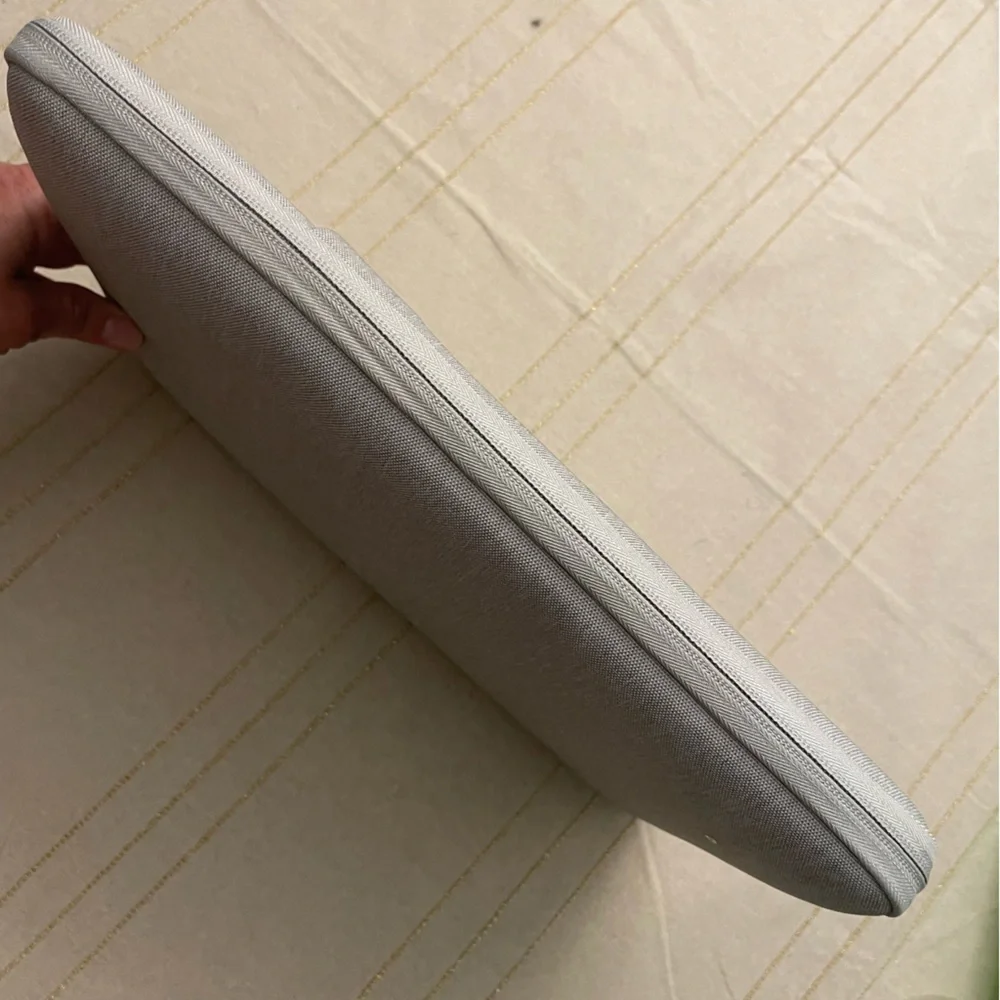 NWT 13” Computer/Tablet Padded Exterior Zipped Cover w/Crystal & Scrub Shells